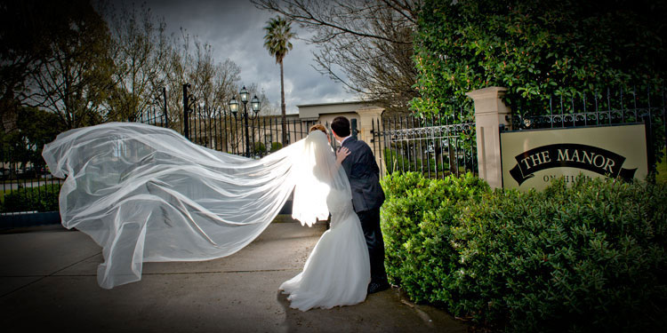 Modern wedding setup